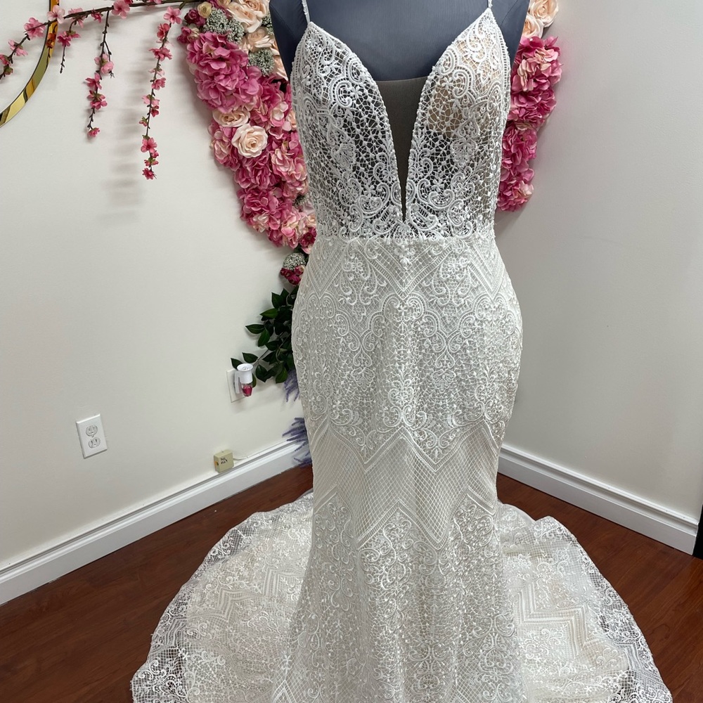 Abella Bridal Gown E100